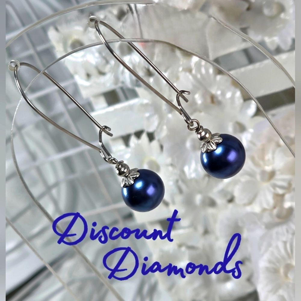 Blue South Sea Shell 10 mm Pearl Earrings Wire Hook on 925 Silver
